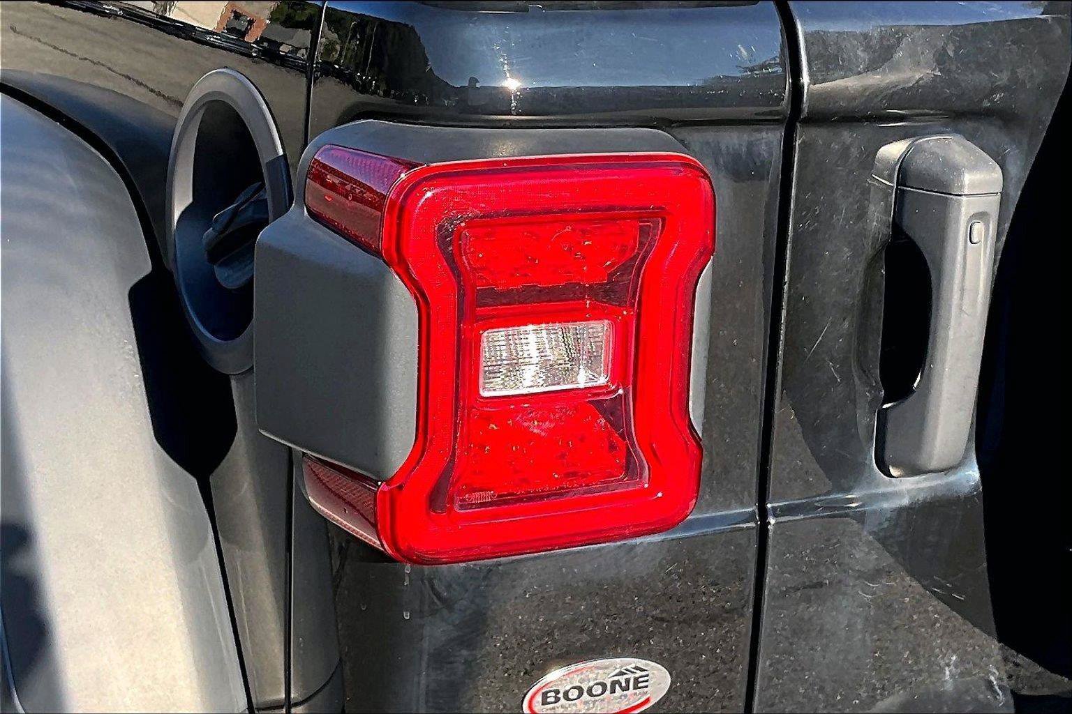 Certified 2024 Jeep Wrangler Sport AWD/4WD image 31
