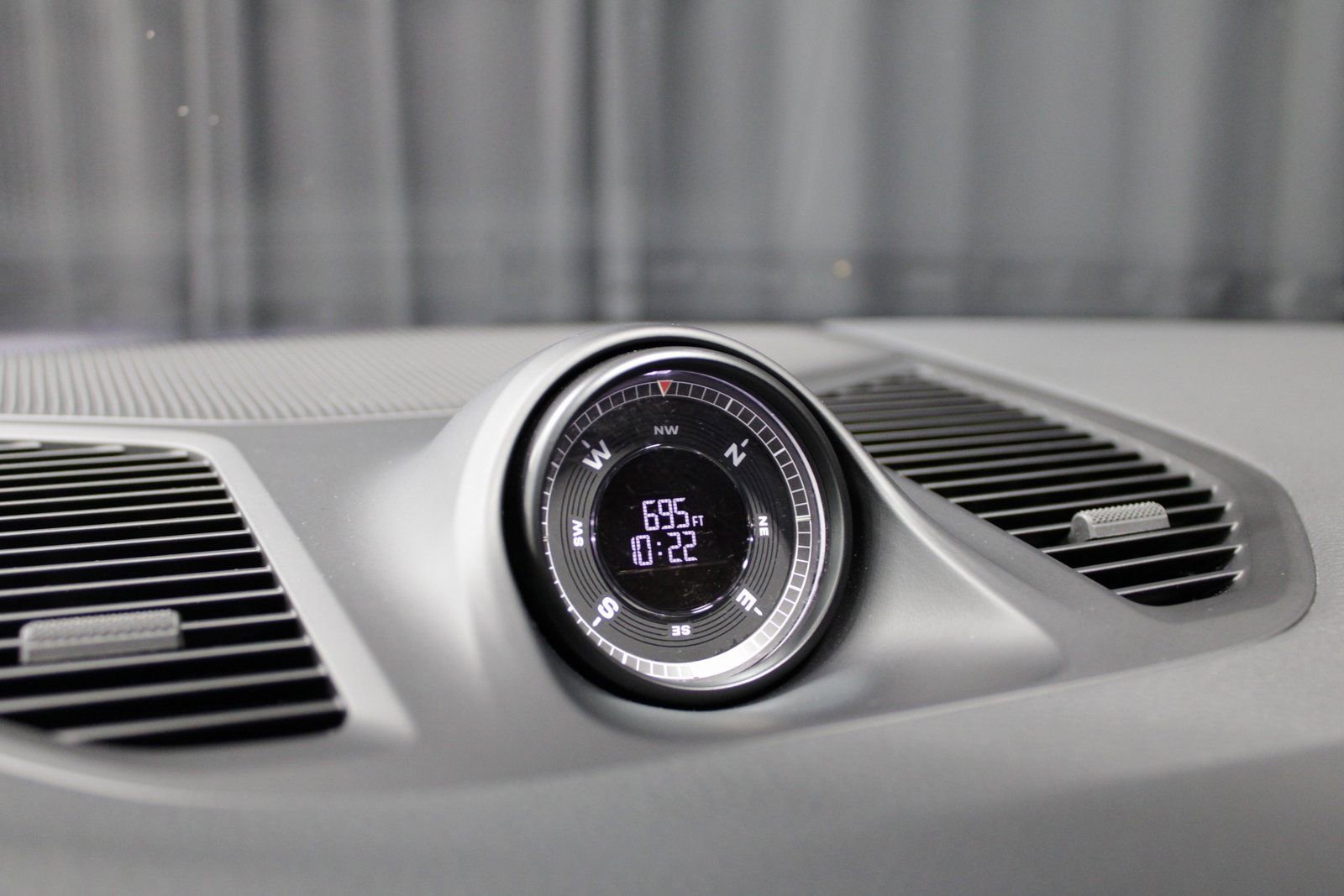 Certified 2025 Porsche Cayenne image 35