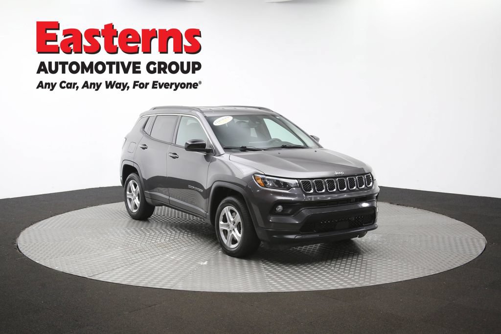 Used 2024 Jeep Compass Latitude AWD/4WD image 48