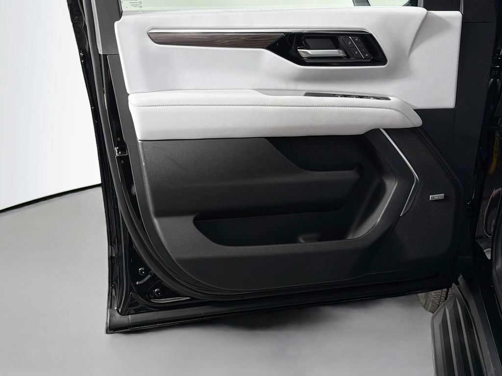 New 2026 Chevrolet Tahoe Premier AWD/4WD image 18