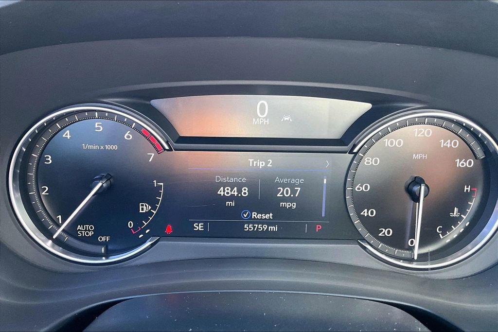 Used 2023 Cadillac XT4 Premium Luxury FWD image 21