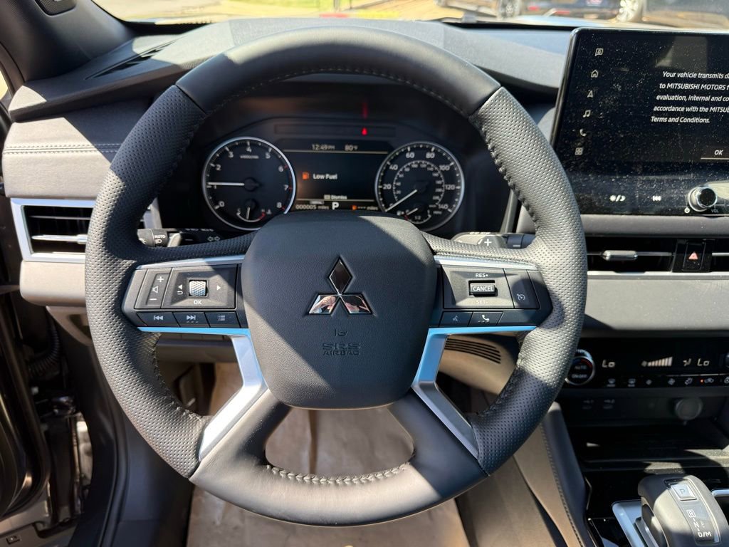 New 2026 Mitsubishi Outlander LE image 33