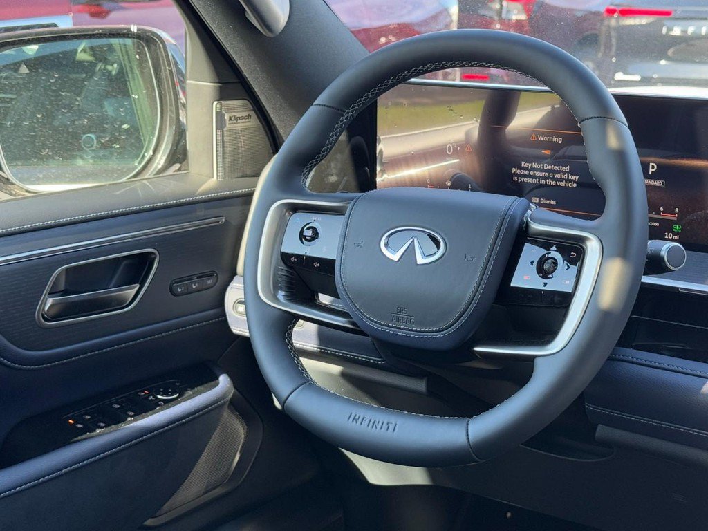 New 2026 INFINITI QX80 4WD image 9