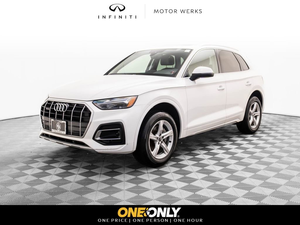 Used 2023 Audi Q5 2.0T Premium w/ Convenience Package image 1