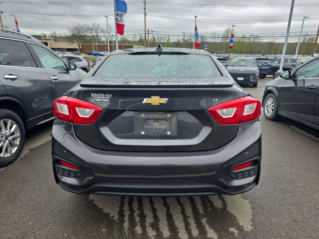 Used 2016 Chevrolet Cruze LT w/ Convenience Package FWD image 6