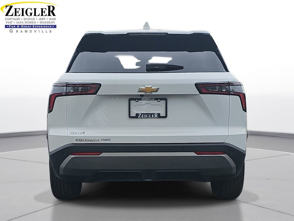 Used 2025 Chevrolet Equinox LT AWD/4WD image 6