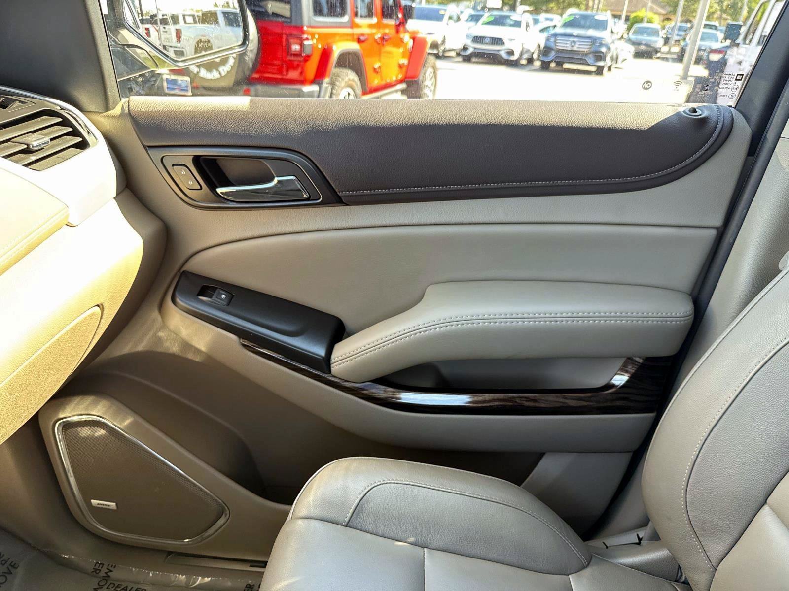 Used 2020 GMC Yukon SLT RWD image 25