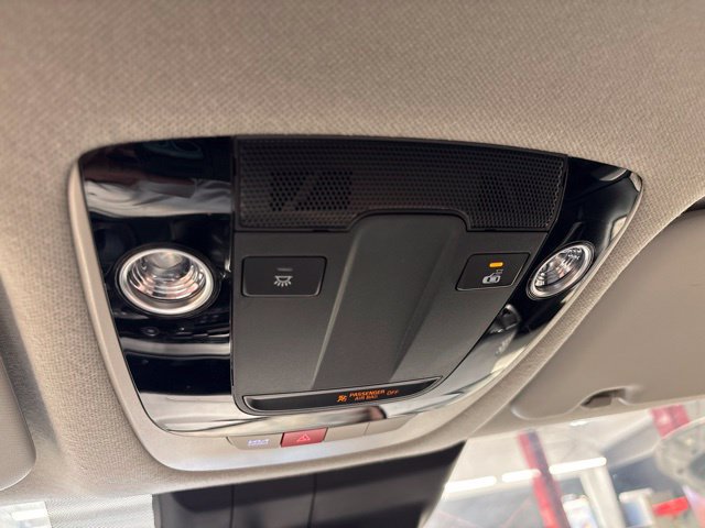 Used 2024 Kia Seltos S AWD/4WD image 17