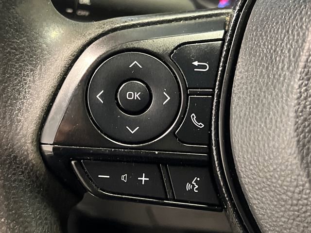 Used 2021 Toyota RAV4 LE image 18