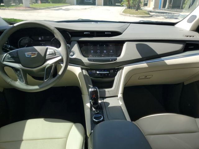 Certified 2024 Cadillac XT5 Premium Luxury FWD image 13