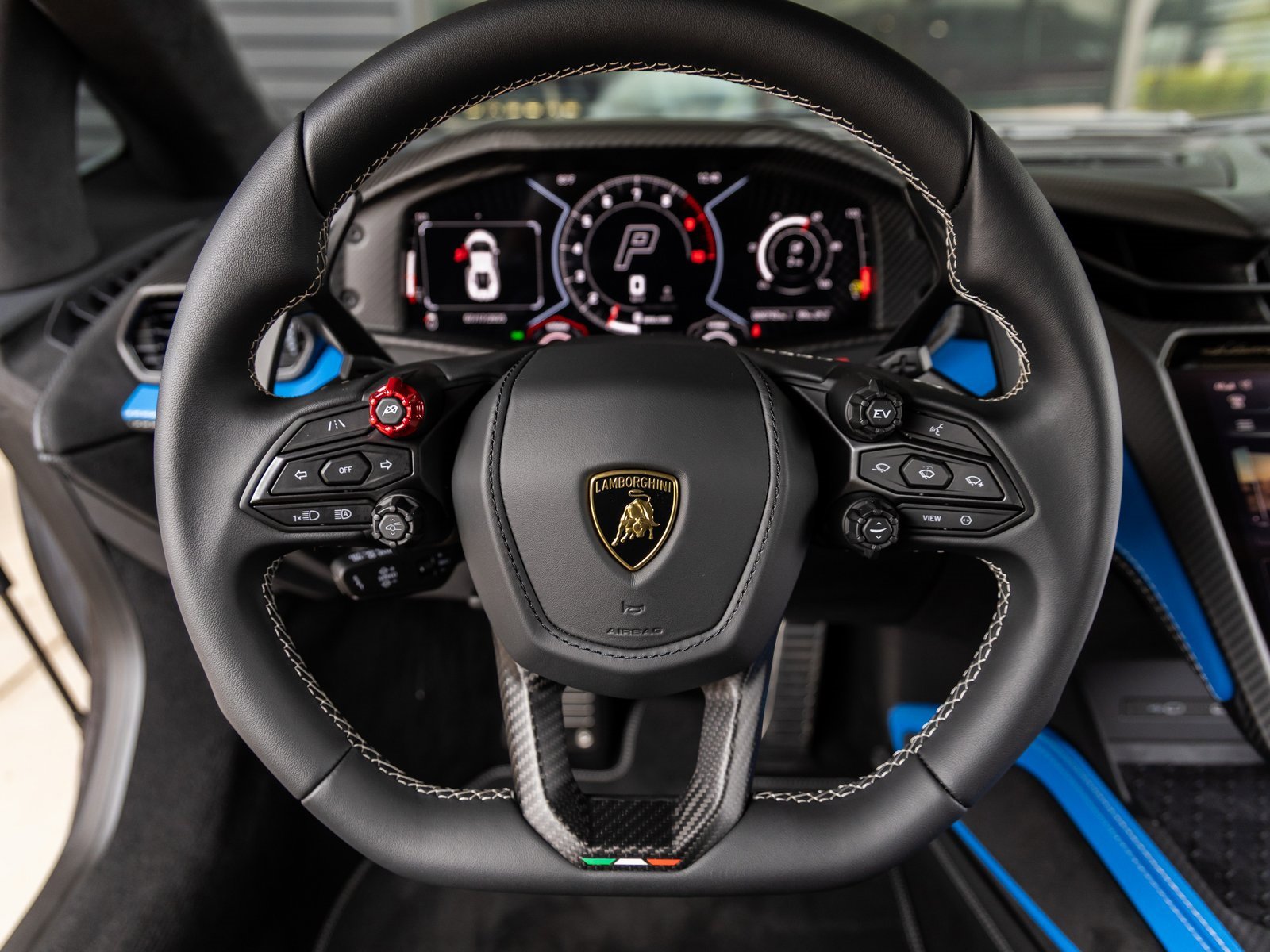 Used 2024 Lamborghini Revuelto image 33