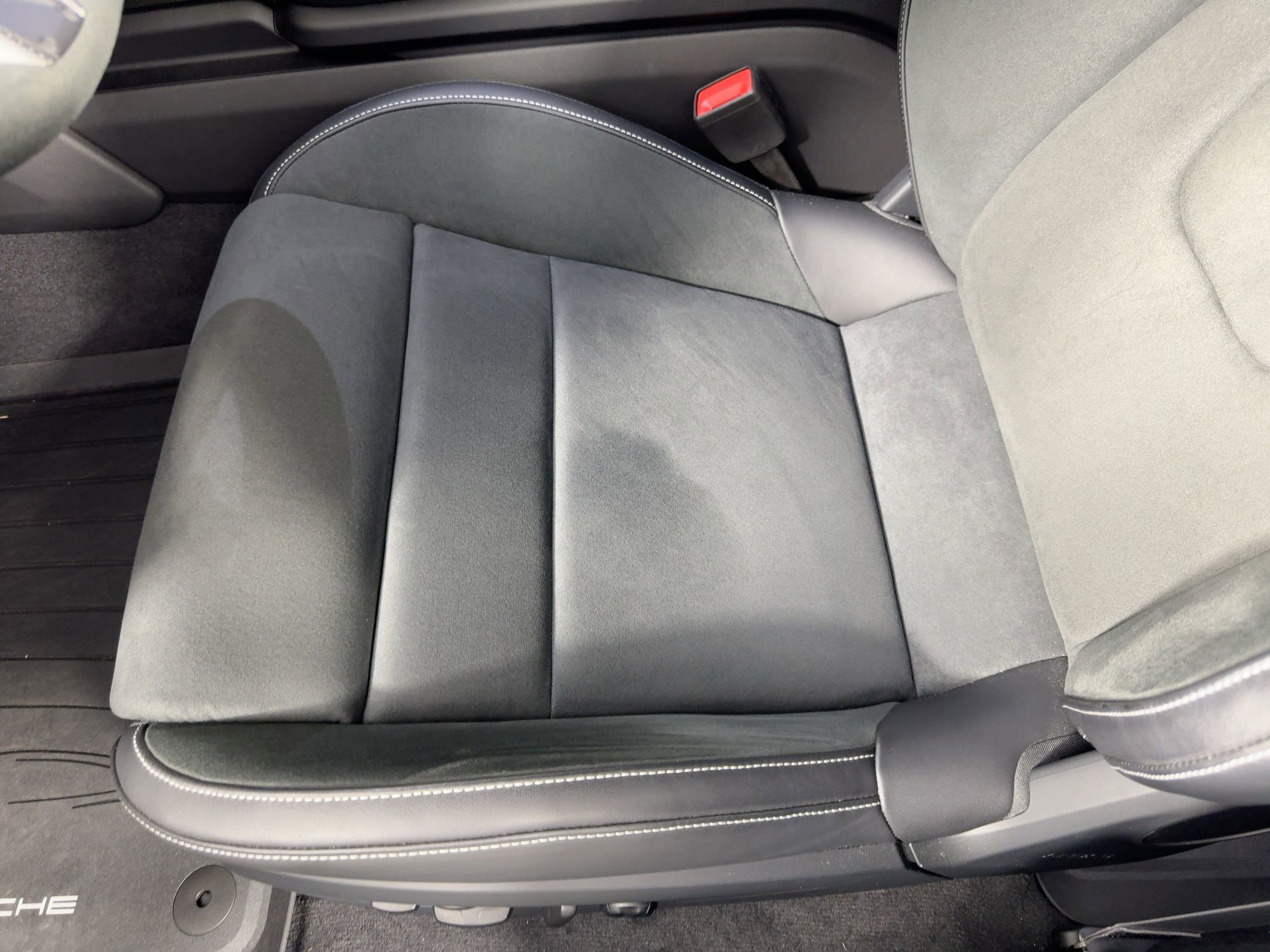 Used 2025 Porsche Taycan Turbo GT image 13