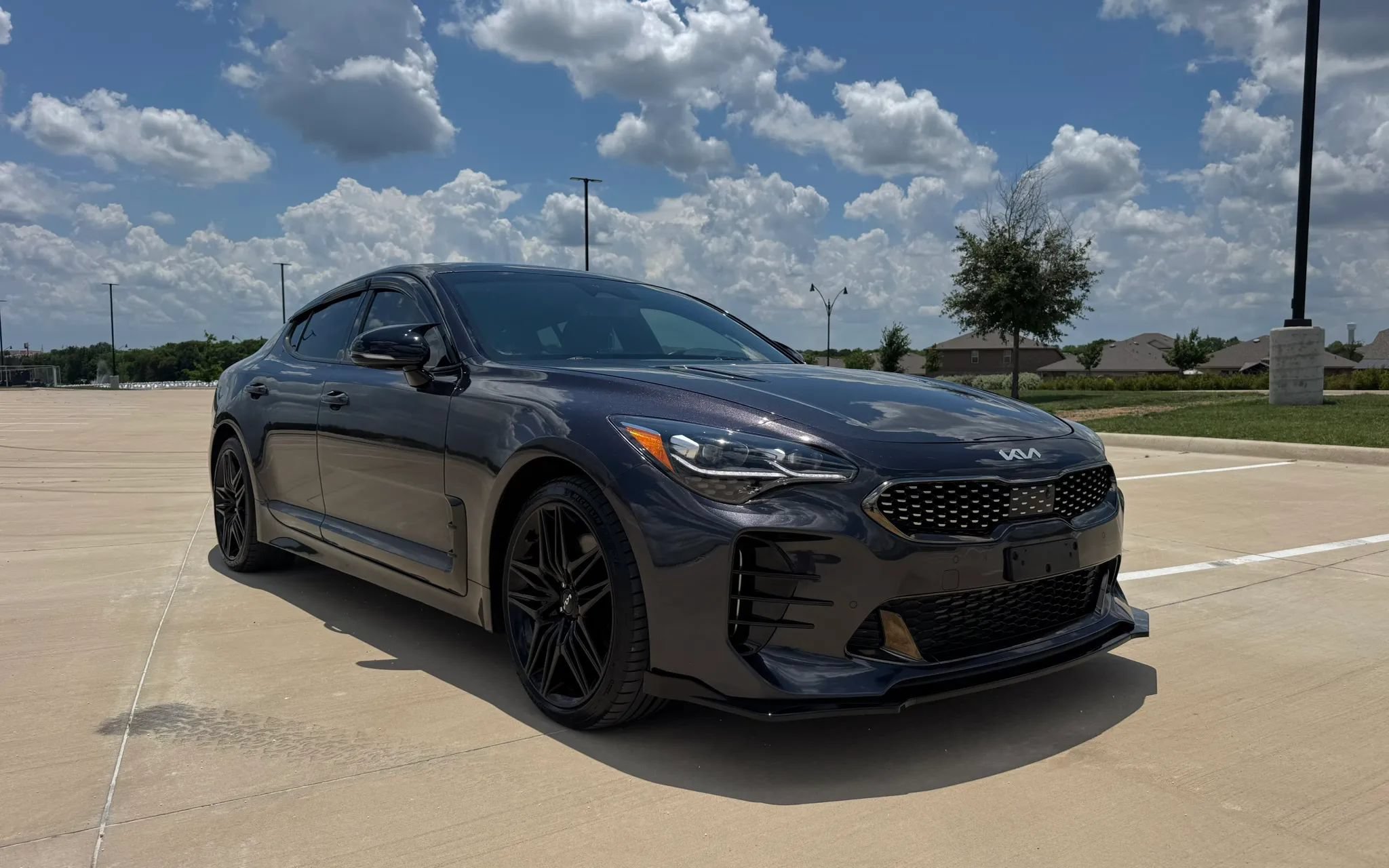 Used 2023 Kia Stinger GT2 RWD image 3