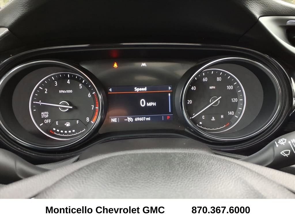 Used 2022 Buick Encore GX Essence w/ Experience Buick Package image 22