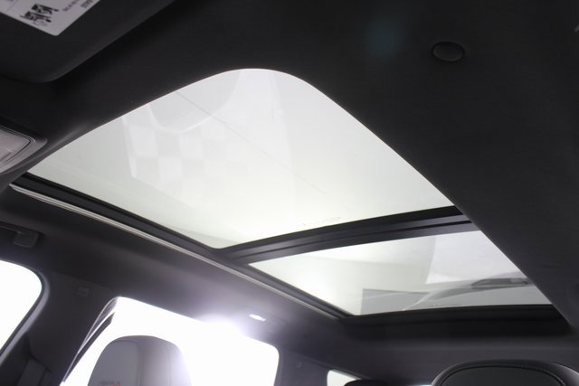 New 2026 GMC Terrain AT4 w/ Convenience Package III image 11