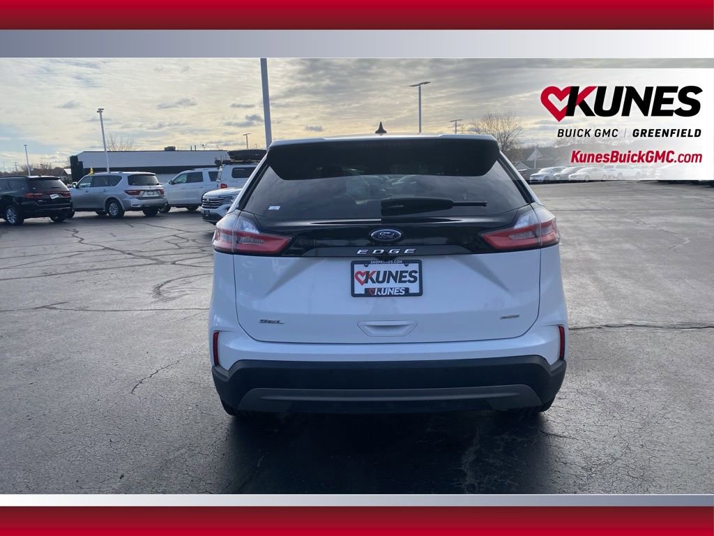 Used 2024 Ford Edge SEL image 8