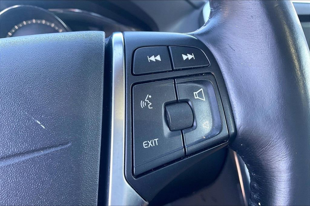 Used 2017 Volvo XC60 T5 Inscription w/ Advanced Package image 14