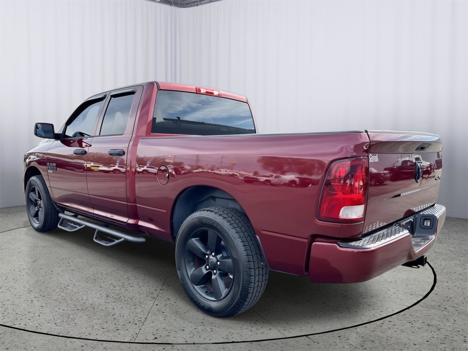 Used 2019 RAM 1500 Express w/ Express Value Package AWD/4WD image 10