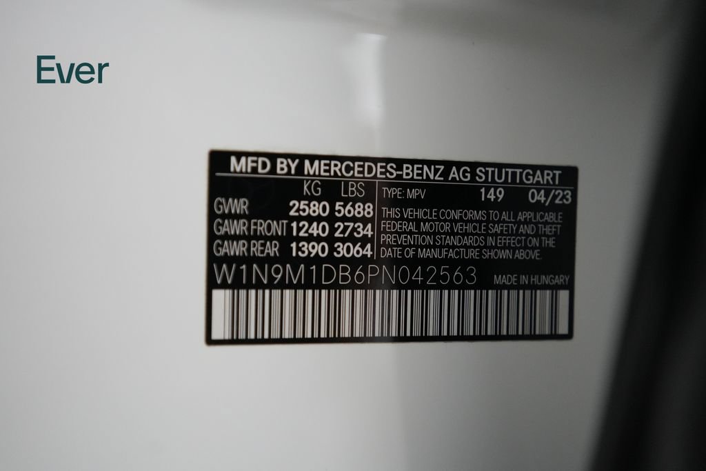 Used 2023 Mercedes-Benz EQB 350 4MATIC SUV image 25