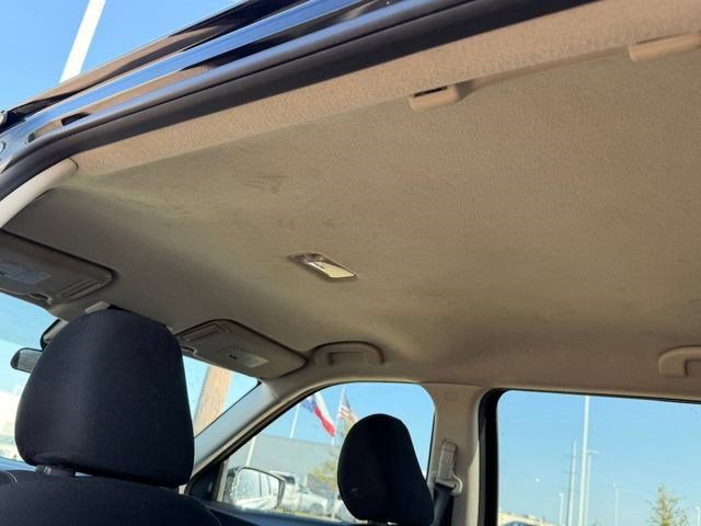 Used 2022 Nissan Kicks S FWD image 25