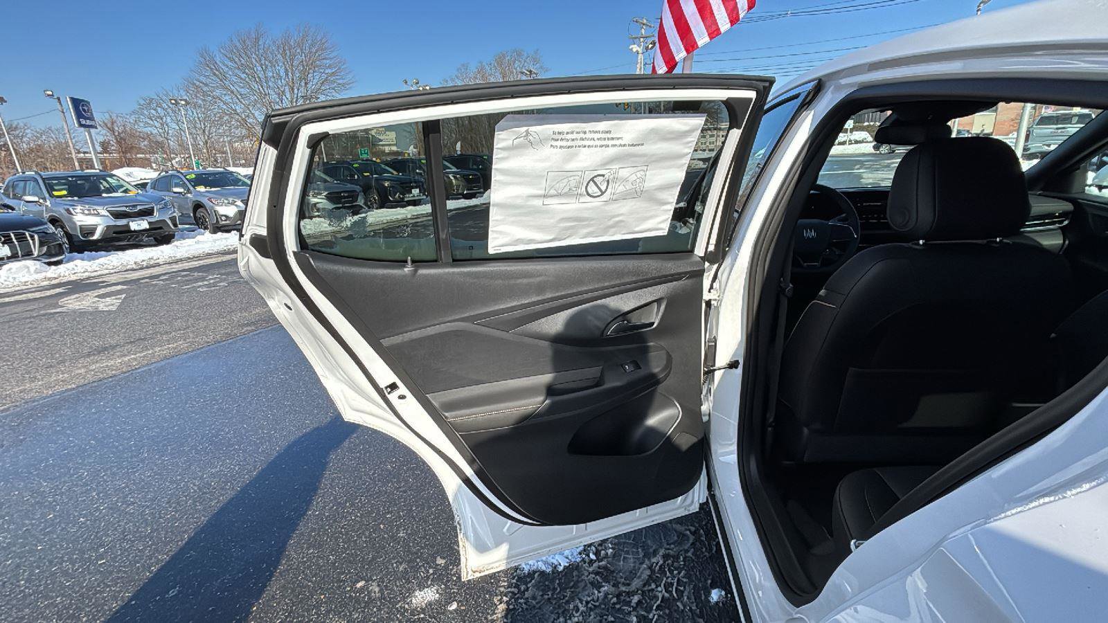 New 2026 Buick Envista Avenir image 25