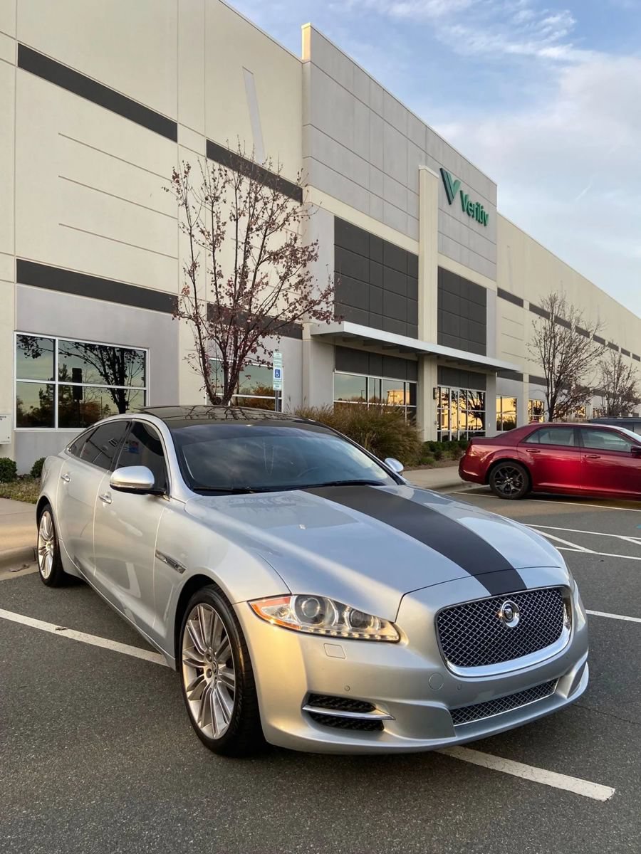 Used 2011 Jaguar XJ L Supercharged RWD image 5