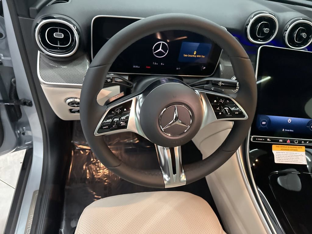 Used 2026 Mercedes-Benz GLC 300 image 10