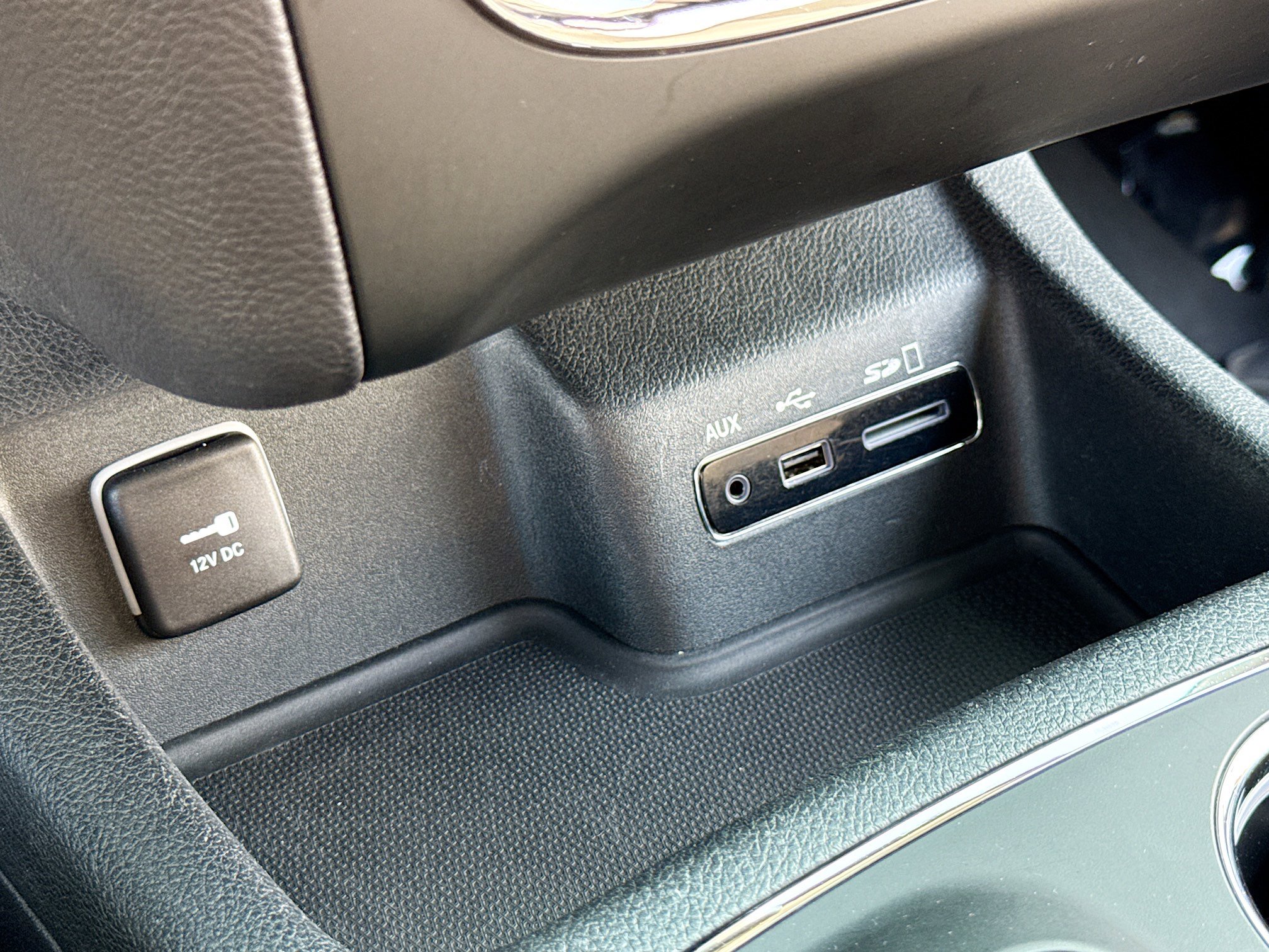 Used 2015 Dodge Durango Citadel w/ Technology Group AWD/4WD image 12