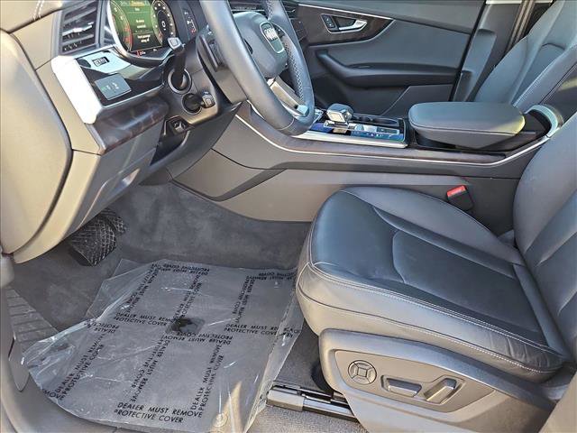 Used 2023 Audi Q8 Premium w/ Convenience Package image 16