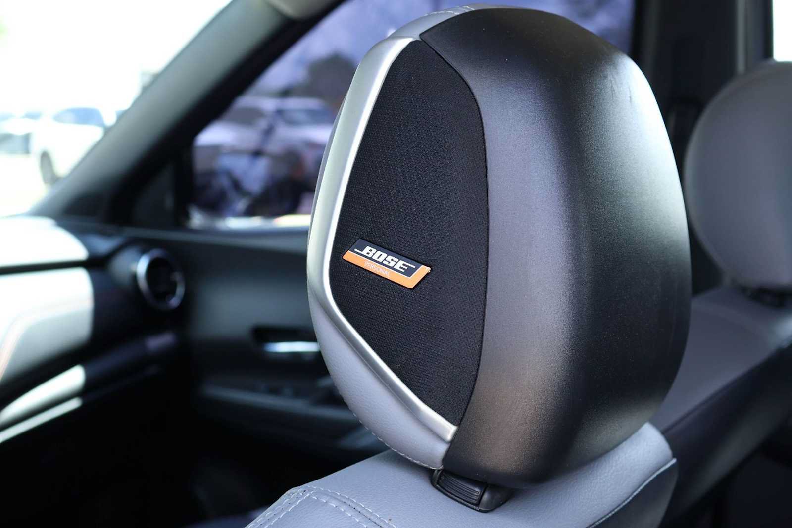 Used 2023 Nissan Kicks SR w/ SR Premium Package FWD image 26