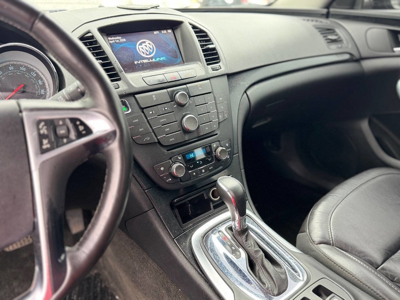 Used 2013 Buick Regal Premium FWD image 16