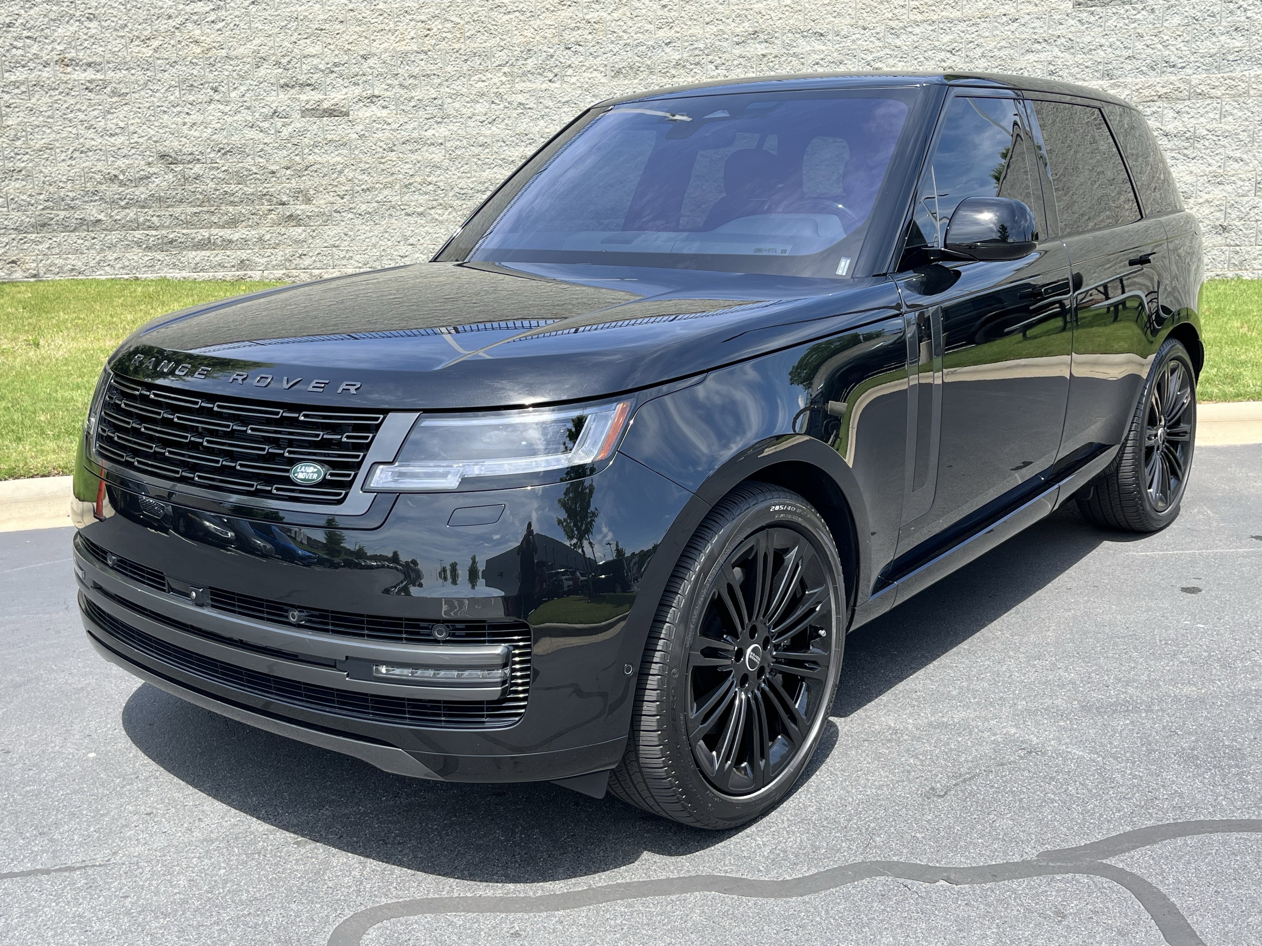Certified 2023 Land Rover Range Rover SE