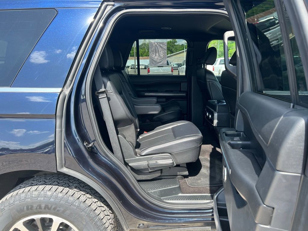 Used 2021 Ford Expedition XLT AWD/4WD image 19