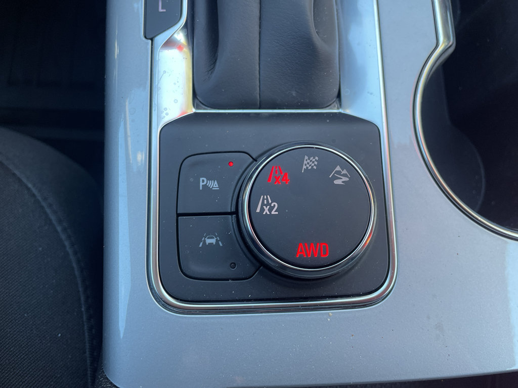Used 2025 Chevrolet Blazer LT w/ Midnight/Sport Edition AWD/4WD image 36