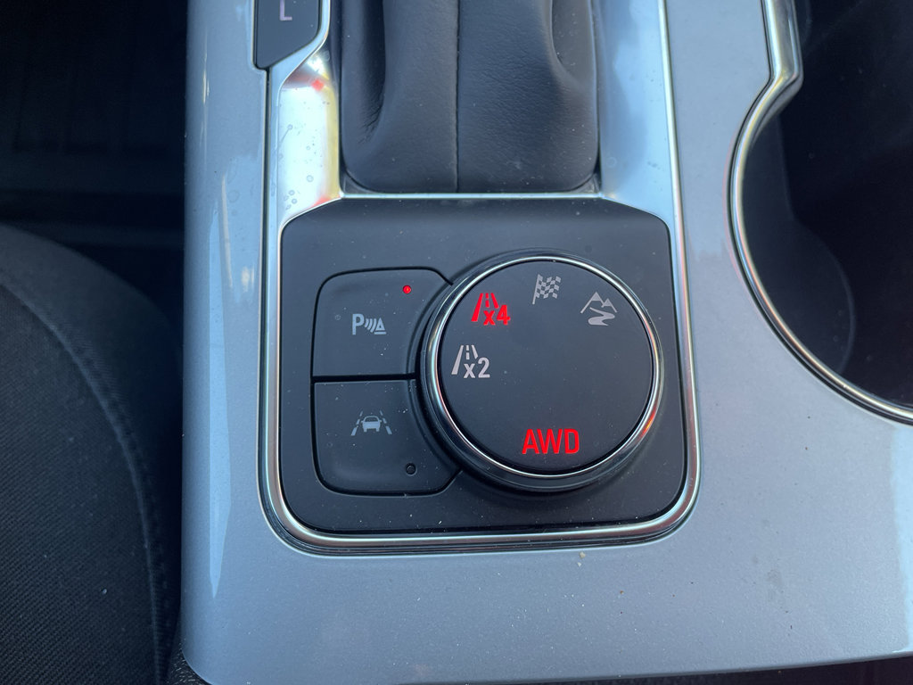 Used 2025 Chevrolet Blazer LT w/ Midnight/Sport Edition image 36