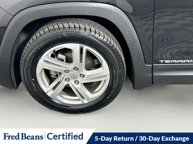 Used 2018 GMC Terrain SLE w/ Driver Convenience Package FWD image 32