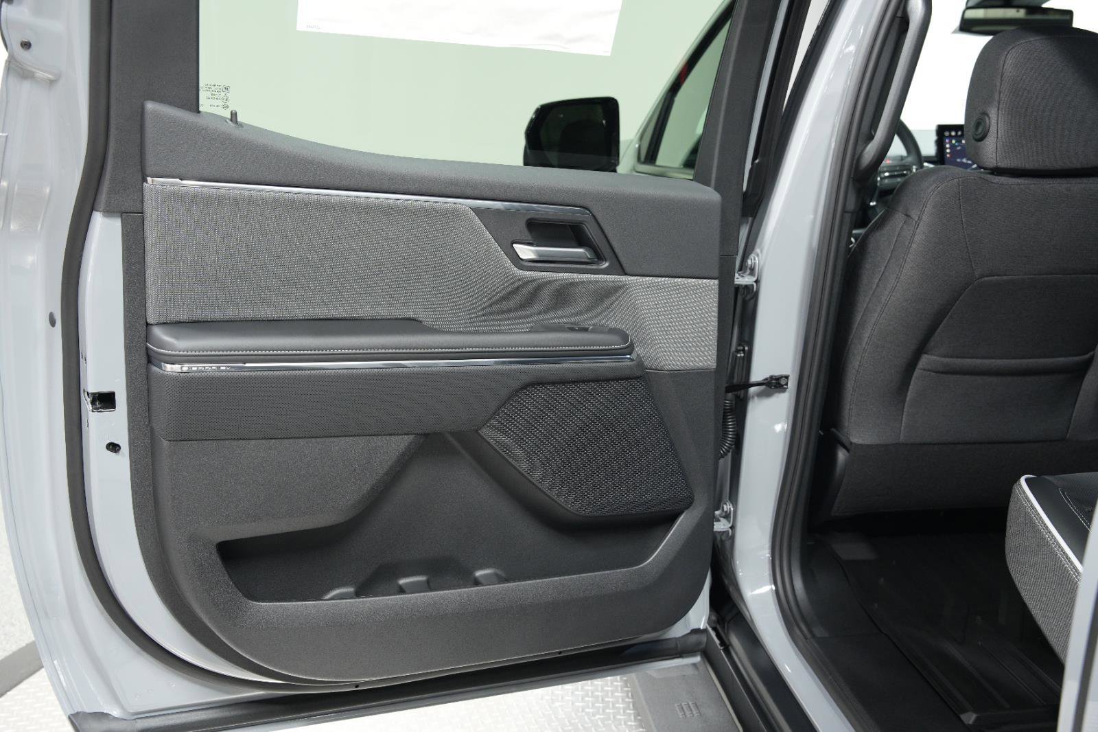New 2026 GMC Sierra EV Elevation image 20