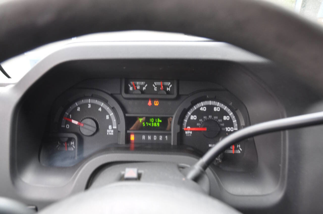 Used 2012 Ford E-250 and Econoline 250 w/ Commercial Cargo Van Pkg image 14