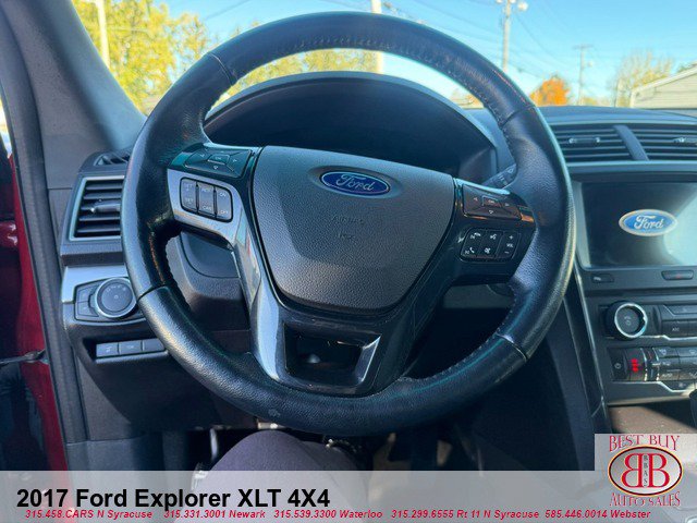 Used 2017 Ford Explorer XLT w/ Equipment Group 202A AWD/4WD image 20