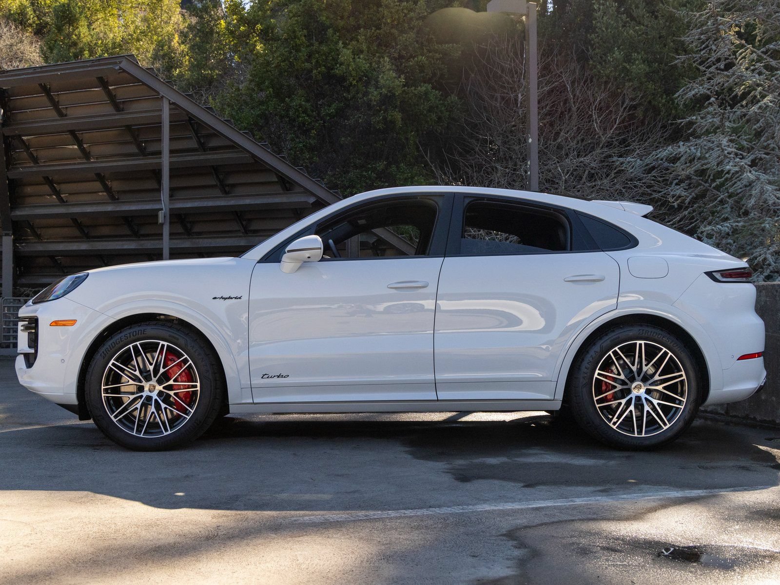 New 2025 Porsche Cayenne Turbo AWD/4WD image 2
