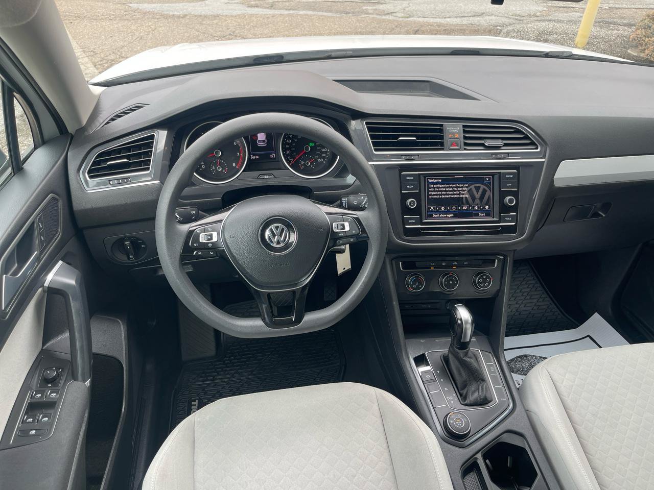 Used 2020 Volkswagen Tiguan S AWD/4WD image 9