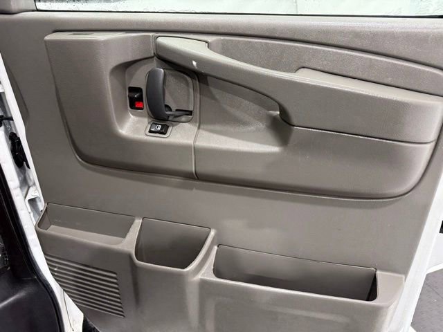 Used 2015 Chevrolet Express 3500 LT w/ LT Preferred Equipment Group image 19