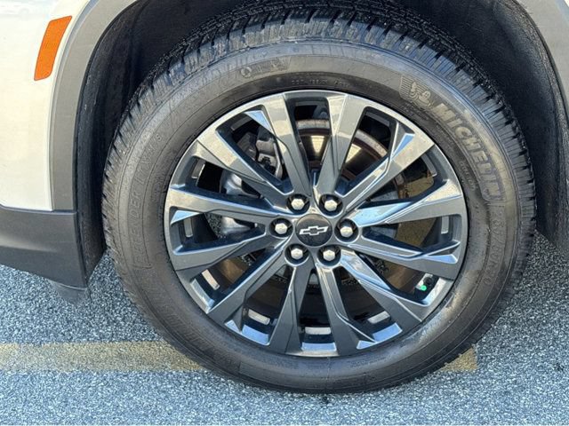 Used 2022 Chevrolet Traverse RS AWD/4WD image 17