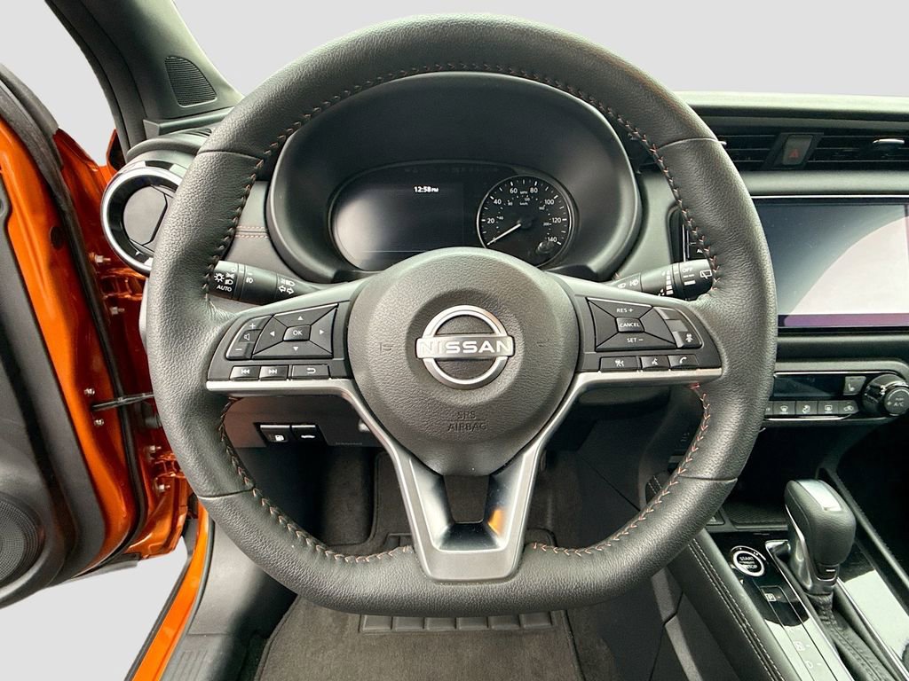 Used 2023 Nissan Kicks SR w/ SR Premium Package image 12