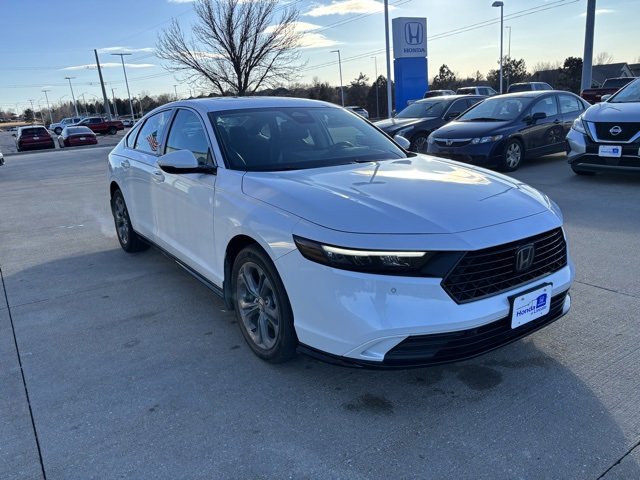 Used 2023 Honda Accord EX-L image 3