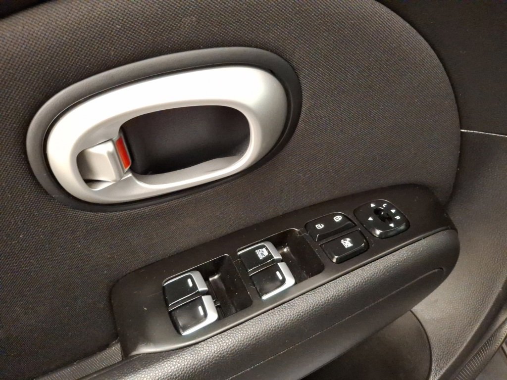 Used 2018 Kia Soul Base w/ Option Group 020 image 15