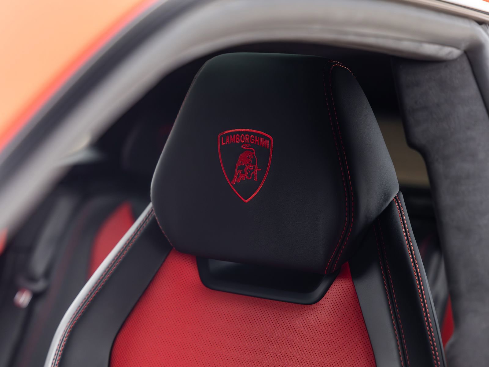 Used 2022 Lamborghini Urus image 27