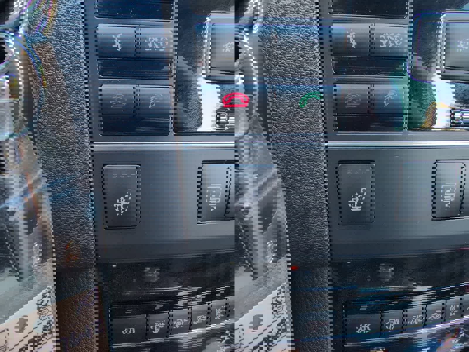 Used 2011 Mercedes-Benz E 350 Sedan image 3