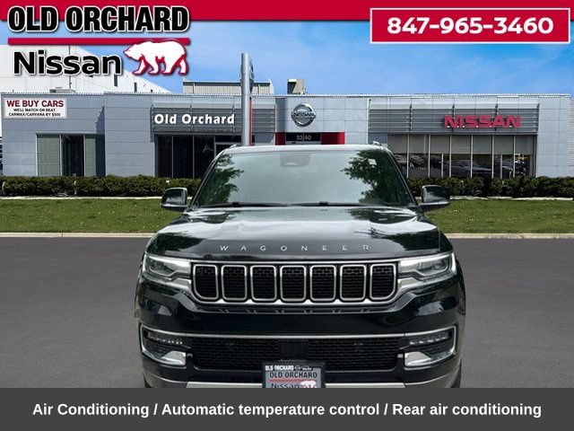 Used 2022 Jeep Wagoneer Series II w/ Premium Group I AWD/4WD image 2