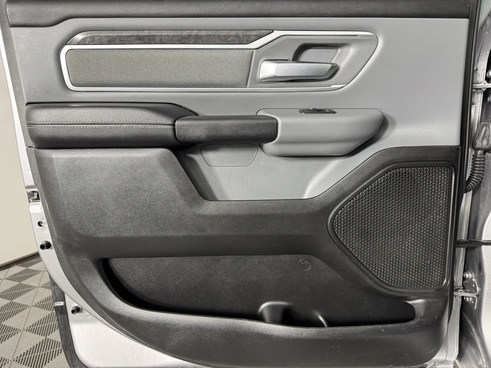 Used 2022 RAM 1500 Big Horn AWD/4WD image 37
